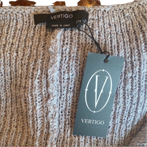 Boho Style Vertigo Gray Knit Poncho Sweater - Picture 8 of 11